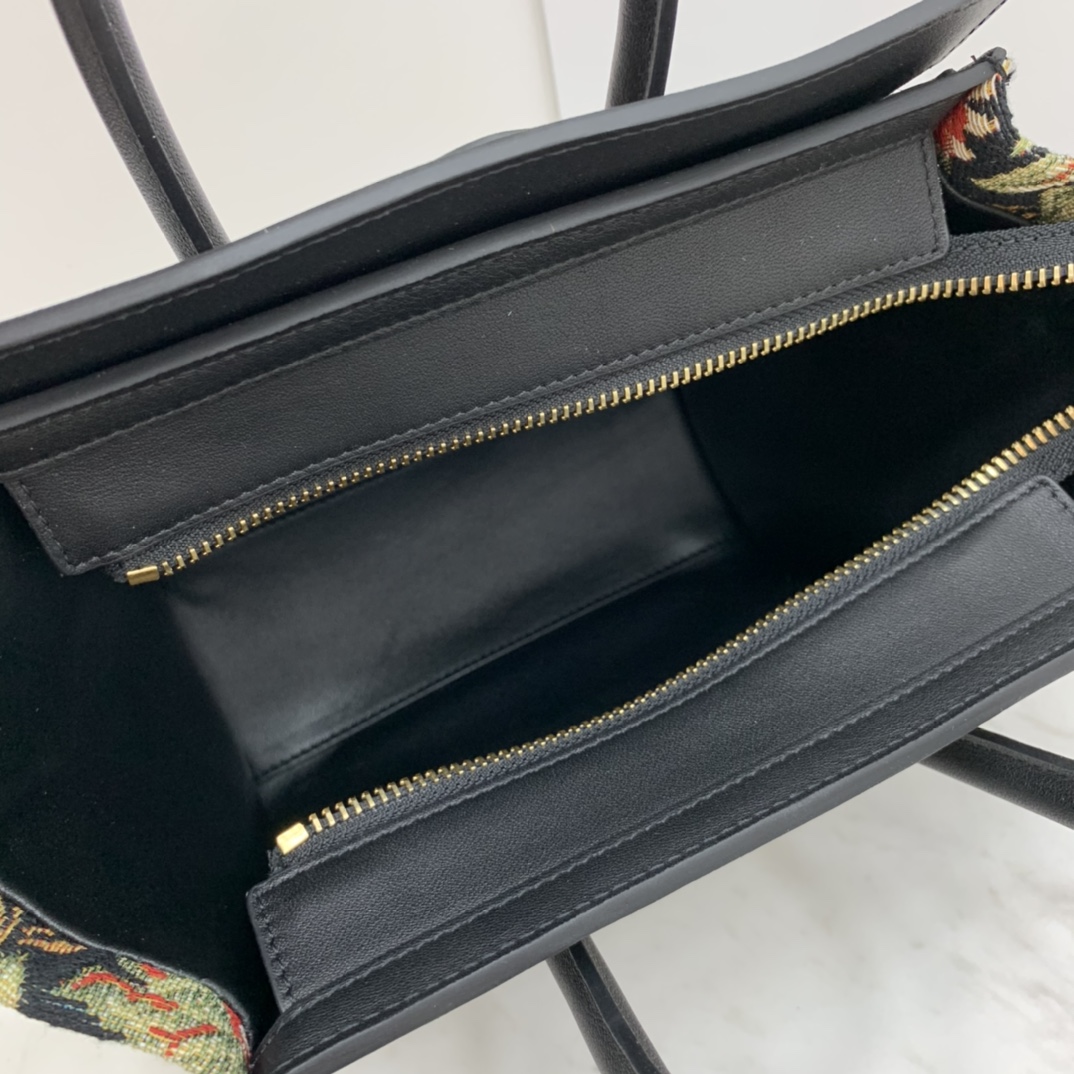 CELINE classic smiley bag floral jacquard fabric  overseas original single parallel cargo  small 20C
