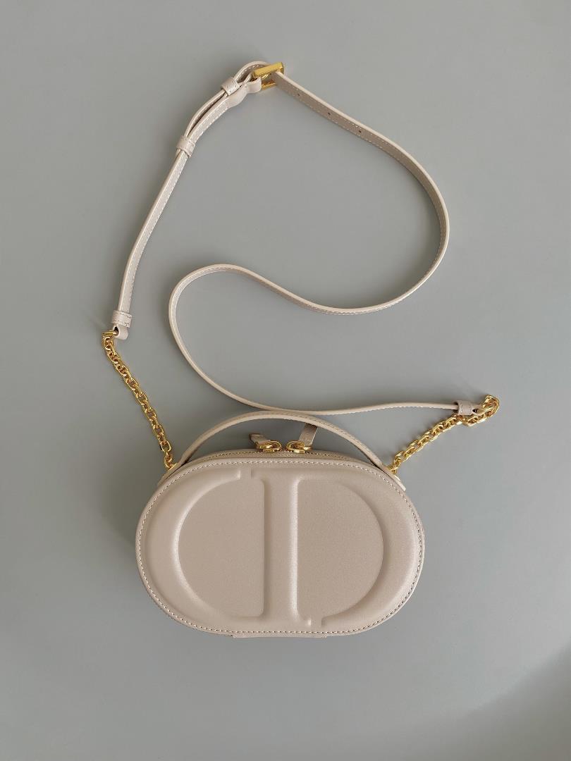 Caramel Beige Oval camera bag The allnew series is immediately adorable making it diffic