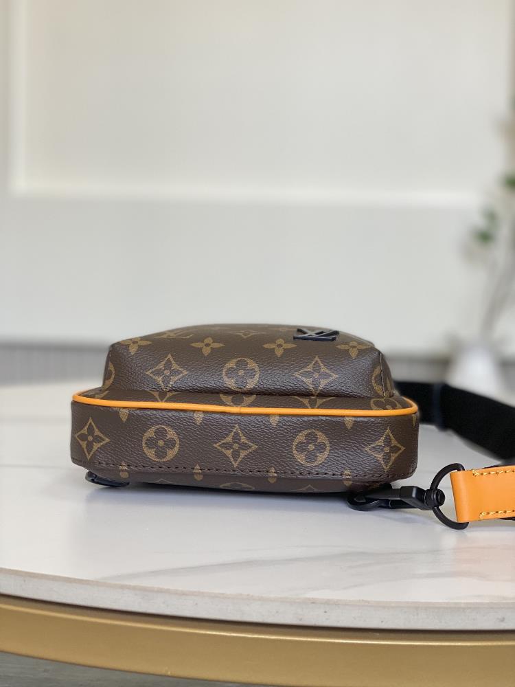 What sets this bag apart is its versatility Whether youre heading to a business meeting