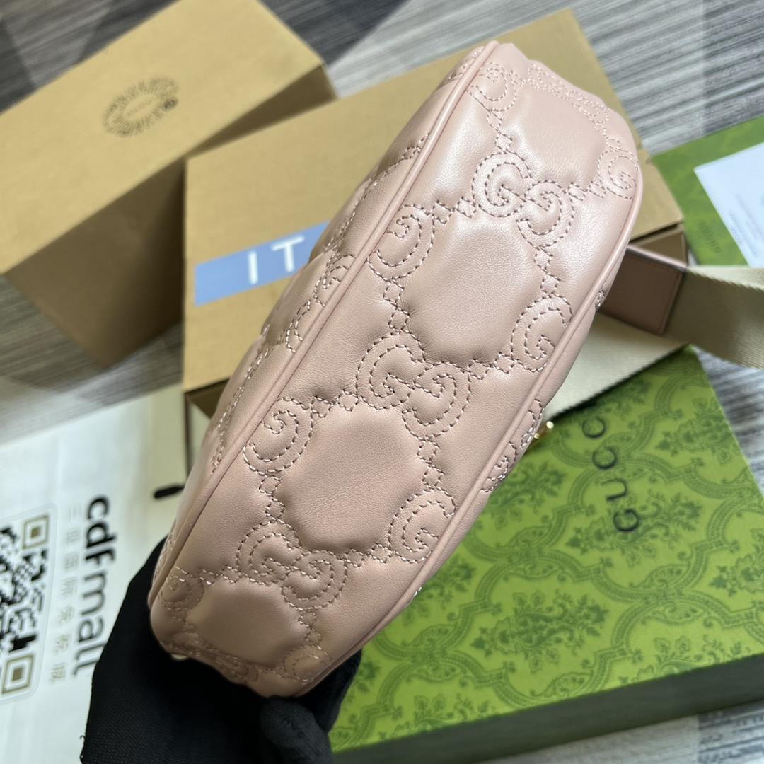 Equipped with a complete set of packaging the classic Matelass leather has been rejuvenated to