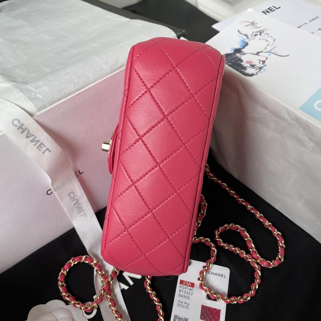 Chanel 23A Diamond Handle cfmini was updated in advance and received  AS4140 small sizeThe mos