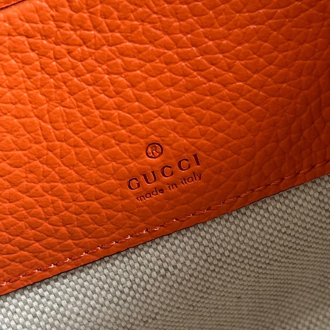 Equipped with a full set of packaging GG printing and embossing will transform small daily ite