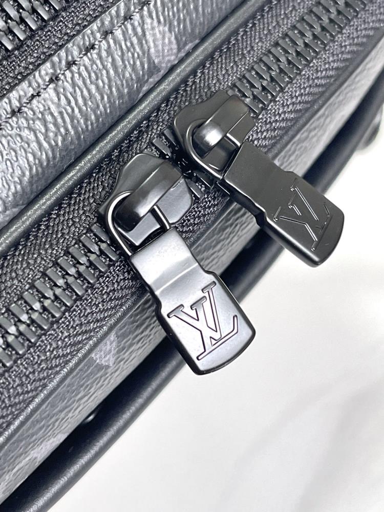 What sets the M82542 apart from other LV bags is its attention to detail The polished sil