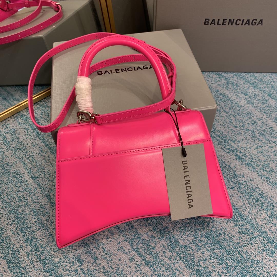 New and upgraded version of Meihong S is shipped The hourglass bag that you have asked me N ti