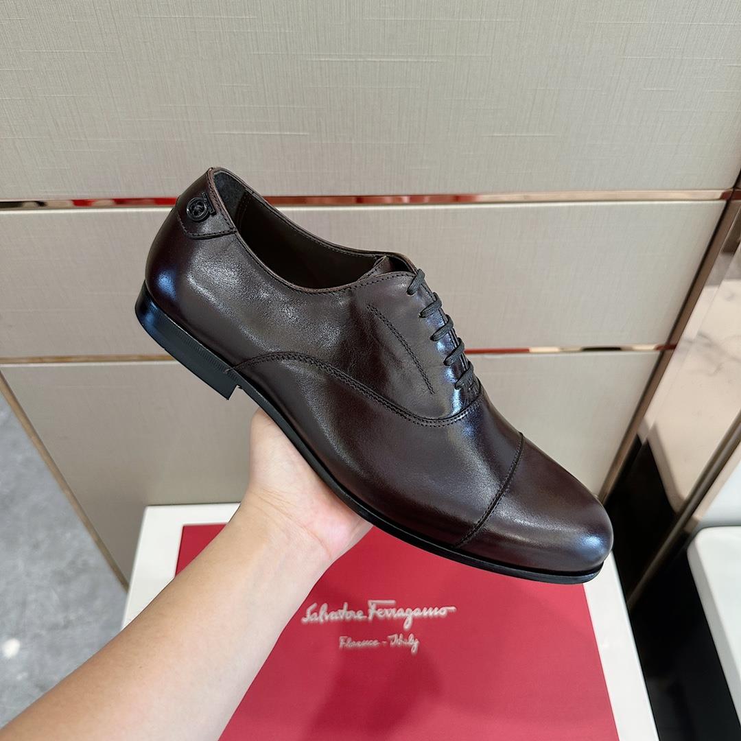 Feila mens knot Oxford shoe leather outsoleFrancesina Oxford shoe are made of ground cow