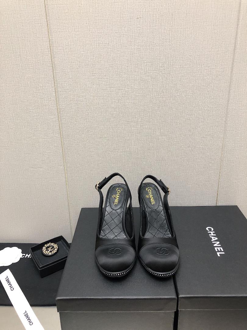 New High Heel Sandals for the 2023 SummerGenuine leather outsoleThe ultimate combination in the fash