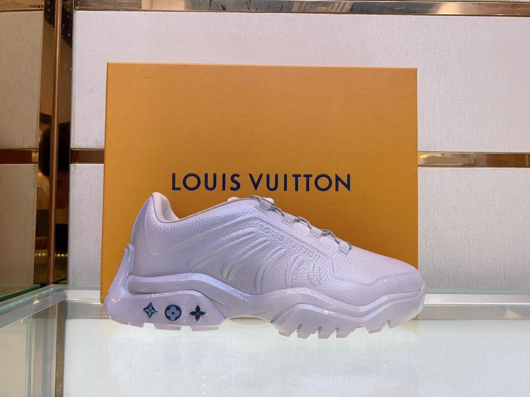louis v millenium mens casual sports shoes 2023 mens show show witnessed the futuristic