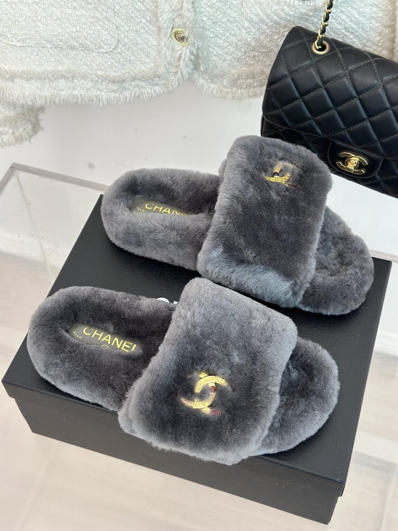 factory price chane xiaoxiang classic double c magic hair wool slippers must enter autumn