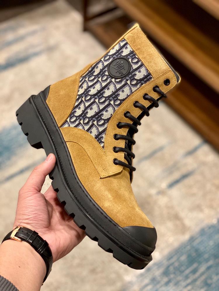 Dior Boots 2023 A Fashionable Journey
